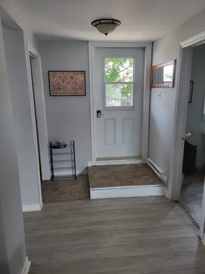 Two bedroom apartment located right in the center of Wolfville available May 1st. Quick walk to Acad...