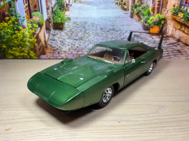 1:18 Ertl 1969 Dodge Charger Daytona Die-Cast Die-Cast model New in Arts & Collectibles in Mississauga / Peel Region - Image 2