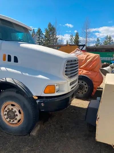 (More @ BCCranesStore.com) Hood Description: 2005 Sterling Truck Hood, vehicle vin number 2FZHAZCK46...