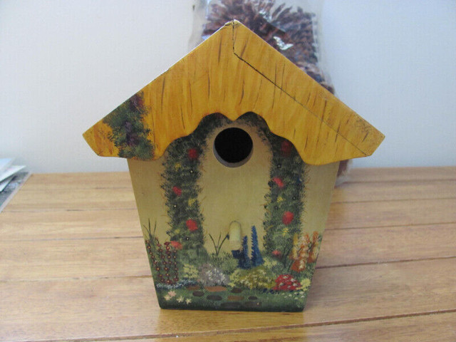 New price * Maison pour oiseaux – Bird house * Nouveau prix in Accessories in Gatineau - Image 3
