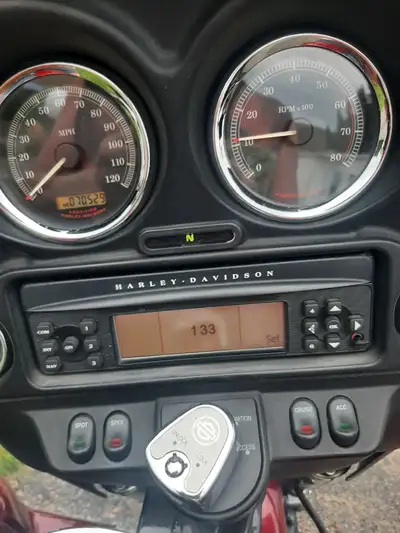 2006 Harley Davidson Electra Glide Ultra Classic 70,000 miles Tires in good condition Regular Mainte...