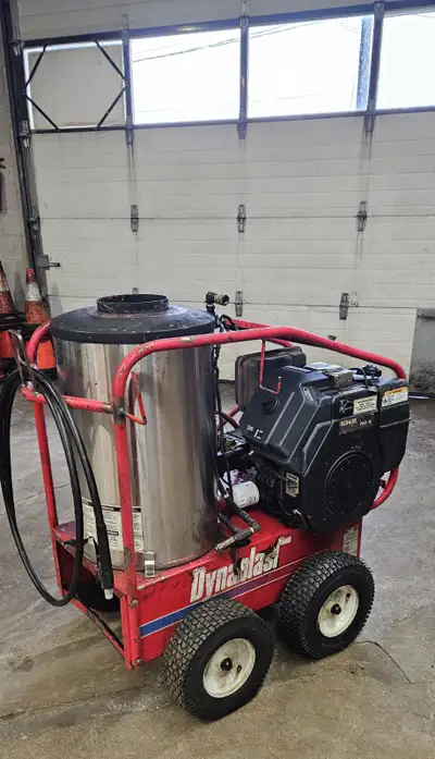 Dynablast – Model C4035ABG - 3500 psi, 3.8 - 4.0 GPM, Kohler motor - 3600 Pump speed, 300,000 BTU, 1...