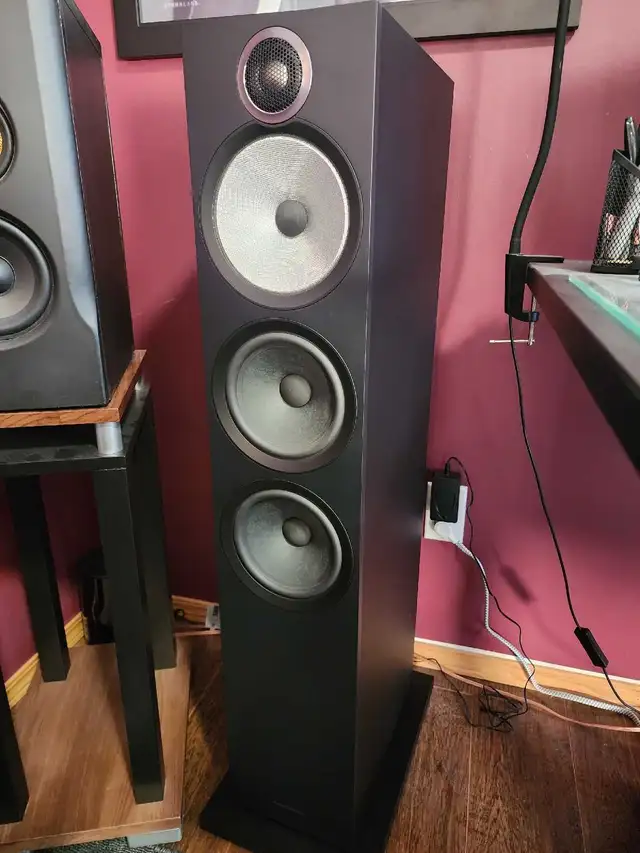 Bowers & Wilkins 603 S3 (2024) in Speakers in Strathcona County - Image 7