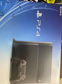 ps4 adult used in original box 500 gb system