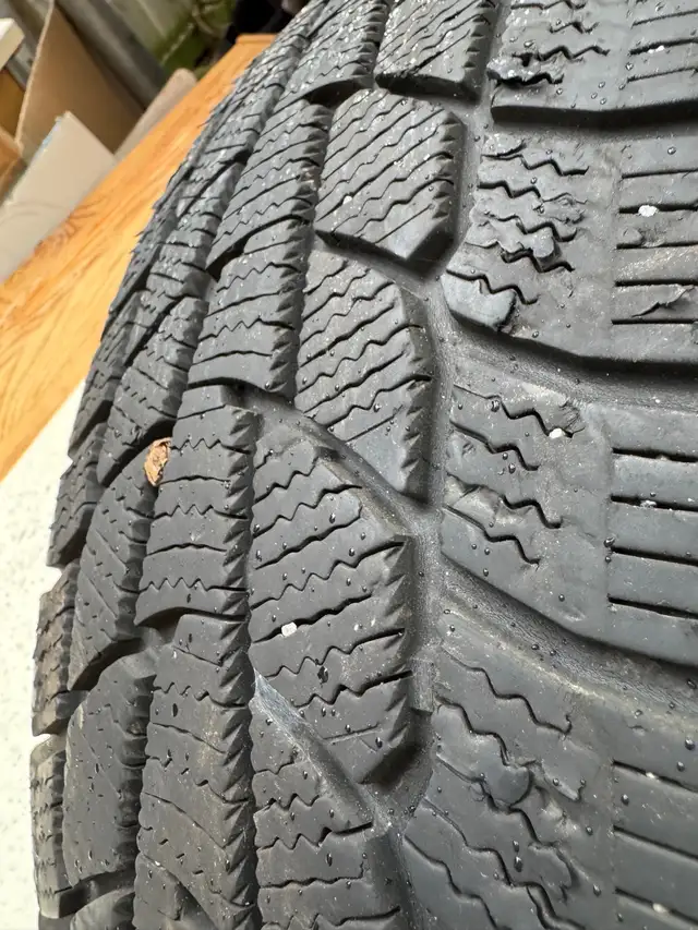 2x Toyota Highlander winter tires  225/70R16 M+S - exchange for  in Tires & Rims in City of Toronto - Image 3