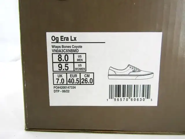 Vans x WTAPS - OG Era Lx - Coyote Size M 8US / W 9.5US Authentic in Men's Shoes in City of Montréal - Image 9