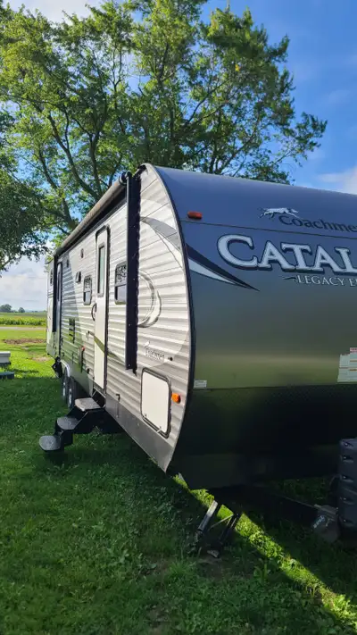 We purchased this trailer new from the dealer. We have loved it but with our boys getting older its...