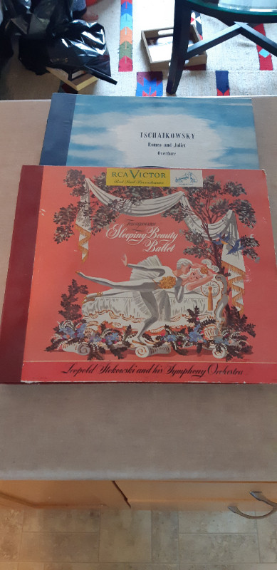 4 Wonderful RCA Victor 1940's Tchaikovsky Record books in Arts & Collectibles in City of Toronto - Image 4