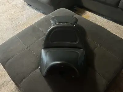 For Sale SADDLEMEN Explorer Seat for a 2005-2009 M50 Suzuki Boulevard excellent condition over $600...