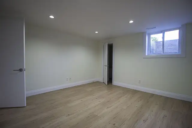 Private Basement Room for Rent - Waterloo - Utilities Included in Room Rentals & Roommates in Kitchener / Waterloo - Image 2