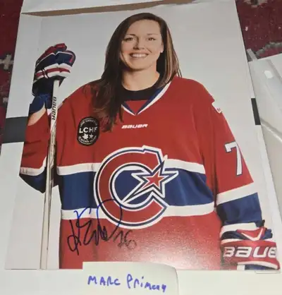 Karell Emard signed 8x10 photo Canadiennes Women's Hockey, View more