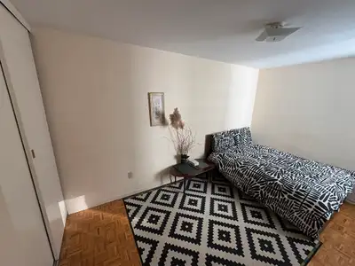 1 Bedroom Apart Sublease