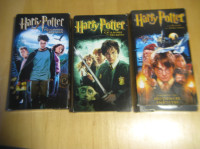 Cassettes VHS Harry Potter. 10$ chacune