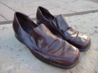 Women's Size 8.5 A2  Aerosoles Red Brown Leather Casual Shoes
