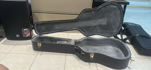 acoustic guitar case $90504471293380546561