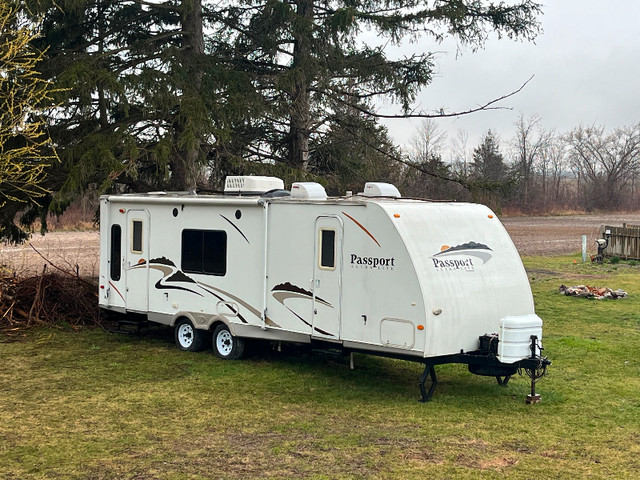 Passport Ultralight in Travel Trailers & Campers in Leamington