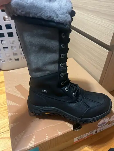 Ugg winter boots size 8.5, View more
