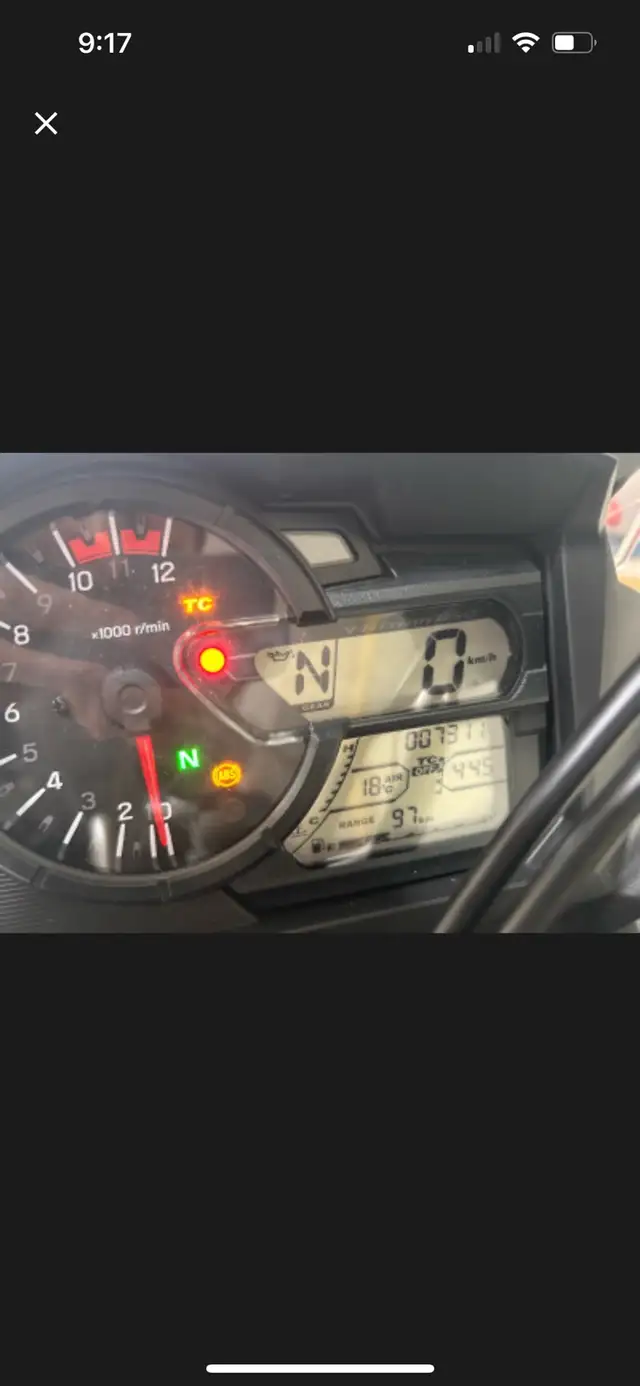 Vstrom 650 2019 in Sport Touring in Ottawa - Image 3