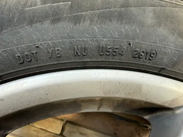 Winter Tire and Rims 225/50R17 in Tires & Rims in City of Toronto - Image 5