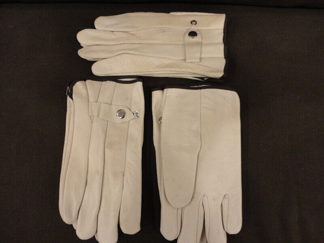 Leather Work Gloves in Other in Mississauga / Peel Region - Image 3
