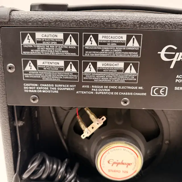 Epiphone Studio 10S 10W Guitar Amplifier Practice Amp in Amps & Pedals in City of Toronto - Image 7