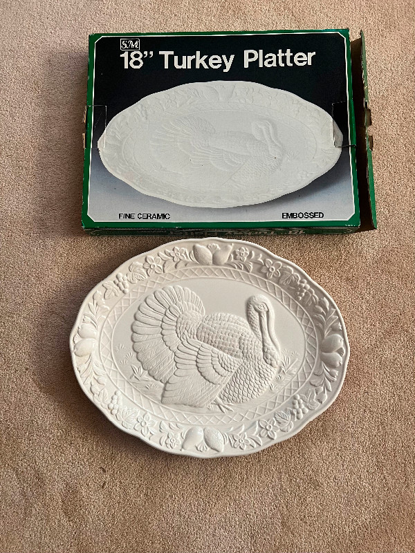 Ceramic Turkey Platter 18” in Kitchen & Dining Wares in Vancouver