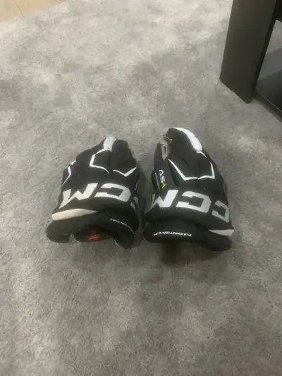 gants de hockey, View more