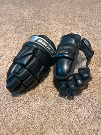Vapor ergo thumb hockey gloves