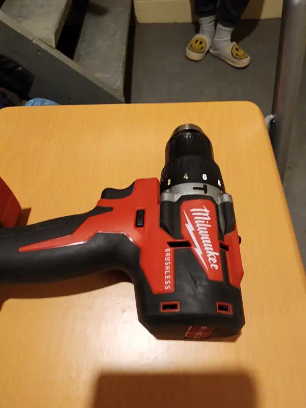 Milwaukee M18 18V Lithium-Ion Brushless Cordless 1/2" Drill Gun in Power Tools in Windsor Region - Image 10
