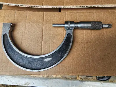 For sale a 3-4" Micrometer Machinist Inspection Tools Made In Germany. First $80 takes it. Call Geor...