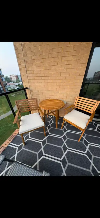 Set de patio neuf, View more