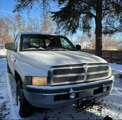Selling as is.. 2001 Dodge Ram 1500 4x4 Asking $2500 obo For by works New mud and snow fire stone ti...