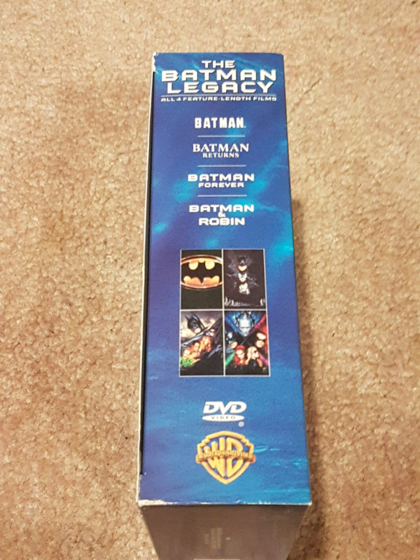 BATMAN 4 MOVIES COMPLETE BOX SET **LIKE NEW** in CDs, DVDs & Blu-ray in Mississauga / Peel Region - Image 3