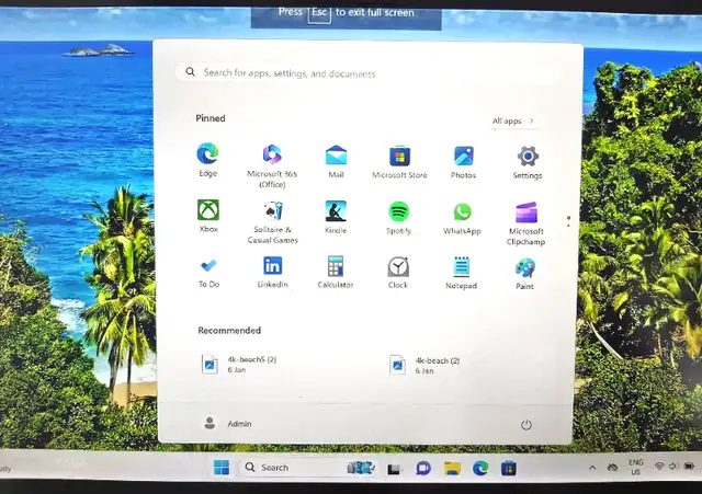 Lenovo ThinkPad X1 Carbon  i5 Super WQHD  Touchscreen Win11 Pro in Laptops in City of Montréal - Image 3