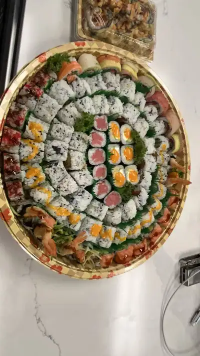 Sushi restaurant hiring experienced waitress or waiter.The location is at Woodbridge,Ontario.Please...