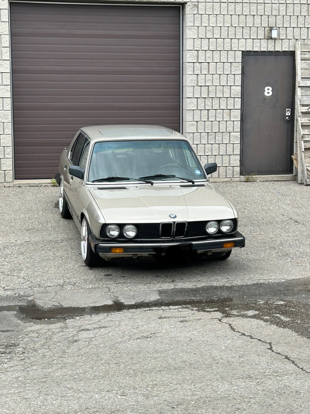 E28 BMW 533i 3.2 litre inline 6 motor  in Classic Cars in City of Toronto