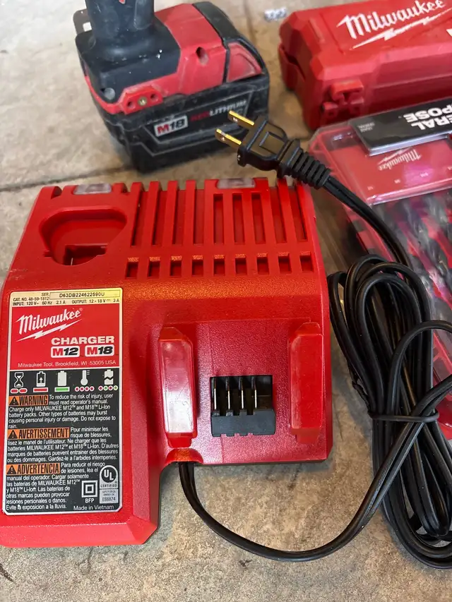 Milwaukee Impact Driver Kit in Power Tools in Markham / York Region - Image 4