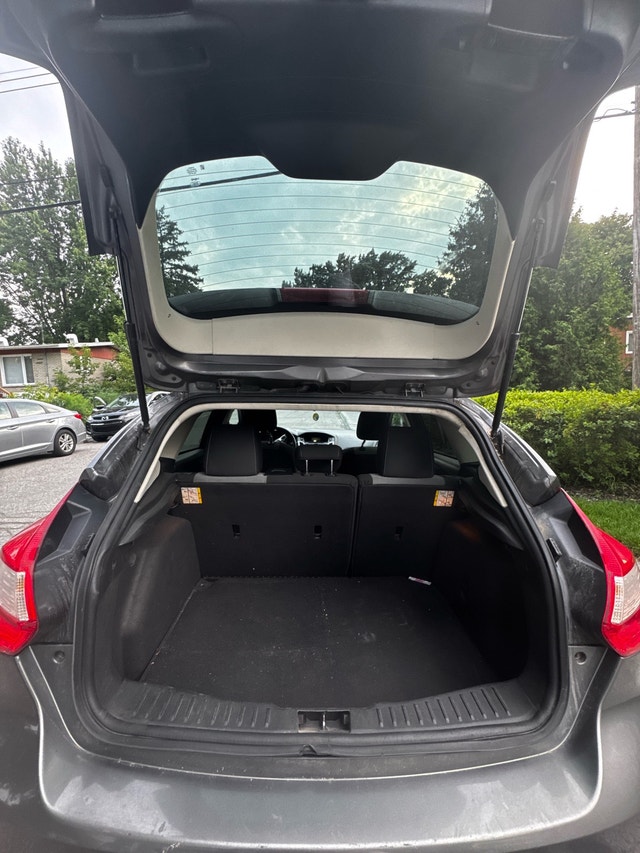Ford Focus 2012 automatique – 204 255km – Vendue telle quelle — photo 5
