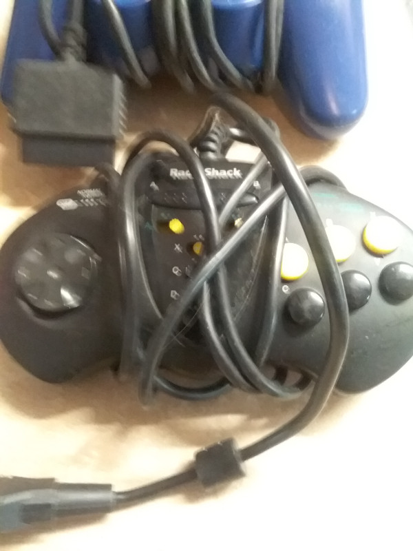 PS2 Hand Controllers in Older Generation in North Bay - Image 4