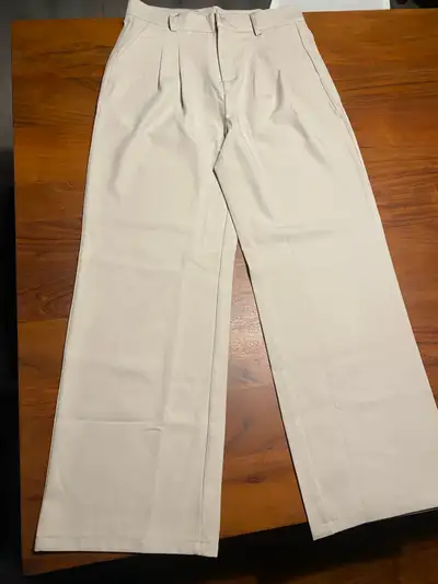 Pantalons Divers, View more