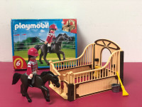 Playmobil 5112 Box, cheval et écuyère