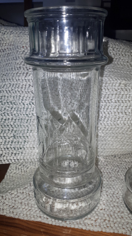 4  Red Lobster Lighthouse Glasses in Kitchen & Dining Wares in Norfolk County - Image 4