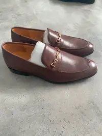 Men Loafers (Size 8.5 EU 42)