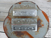 1964 GMC 950 truck emblems