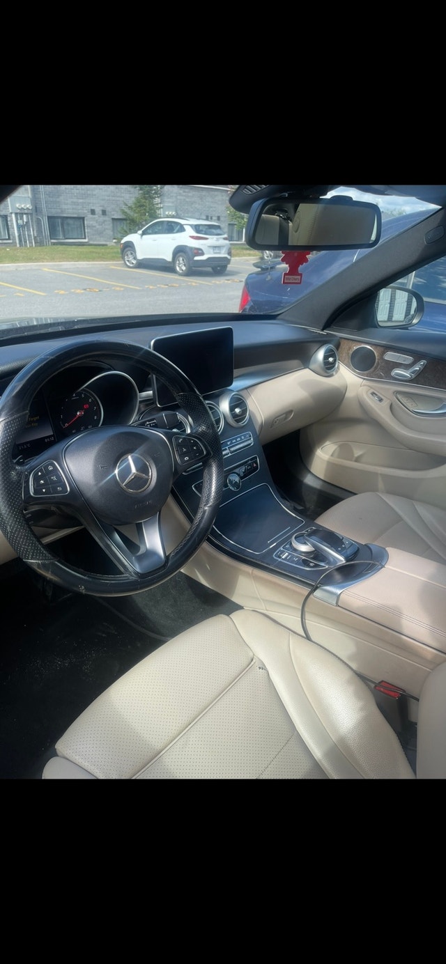 2015 Mercedes C300 — photo 3