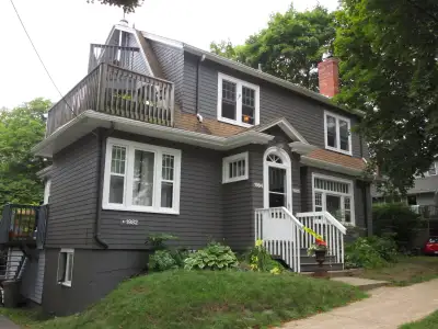 South End Halifax Sunny Flat (2 bed....RENTED, thanks Kijiji!!!
