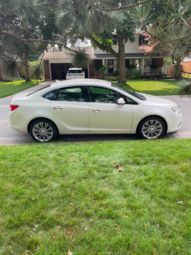 Buick Verano very clean 2014