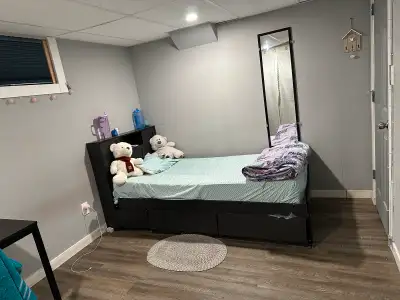 Room For Rent