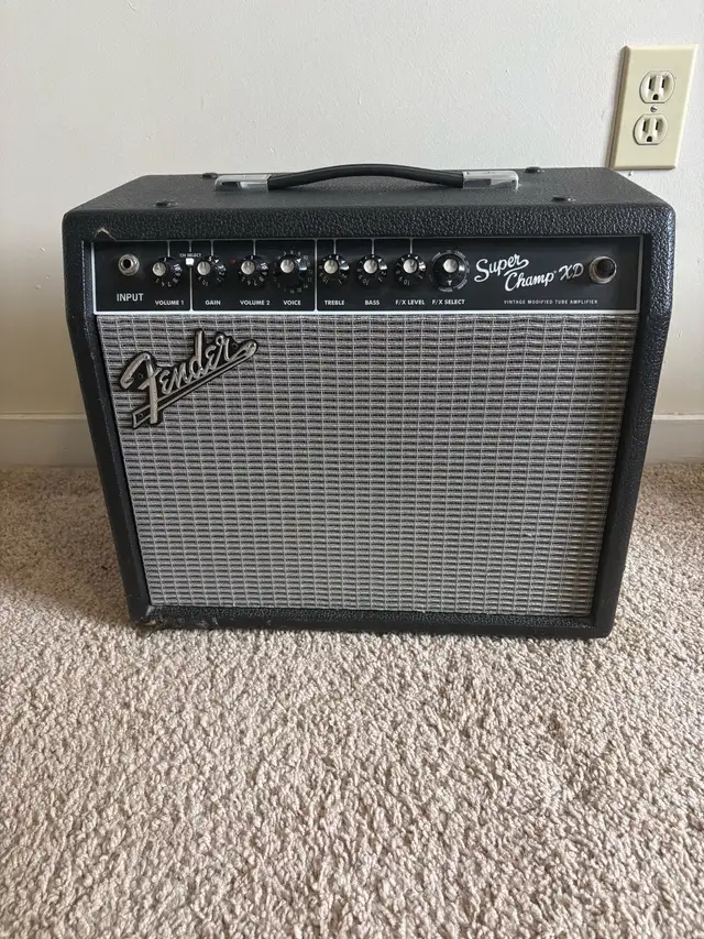 Fender Super Champ XD433376837029734400
