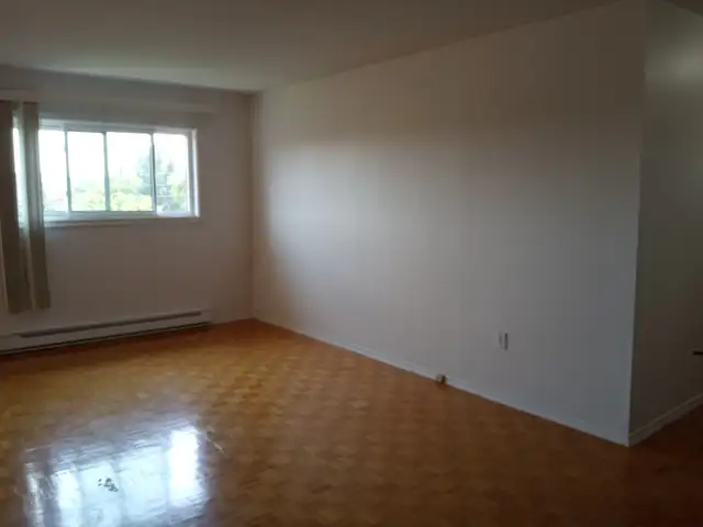 2 Bedroom apartment for Rent with balcony. South End in Long Term Rentals in Sudbury - Image 4